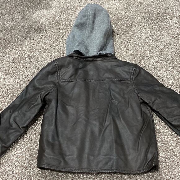 Baby boys faux leather jacket - Picture 6 of 8
